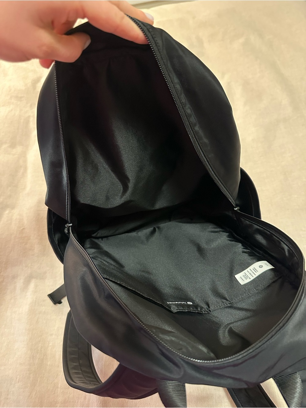 lululemon Black Everyday Backpack - Picture 5 of 7